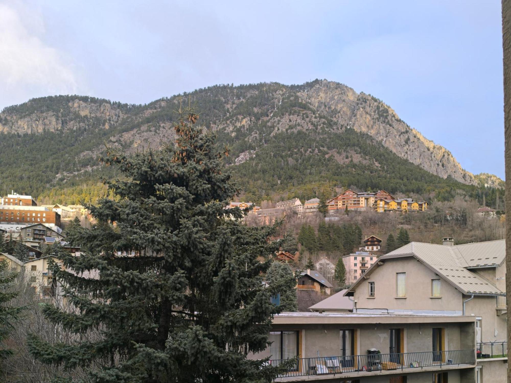 Appartement T2 cosy proche des pistes à Briançon Extérieur photo